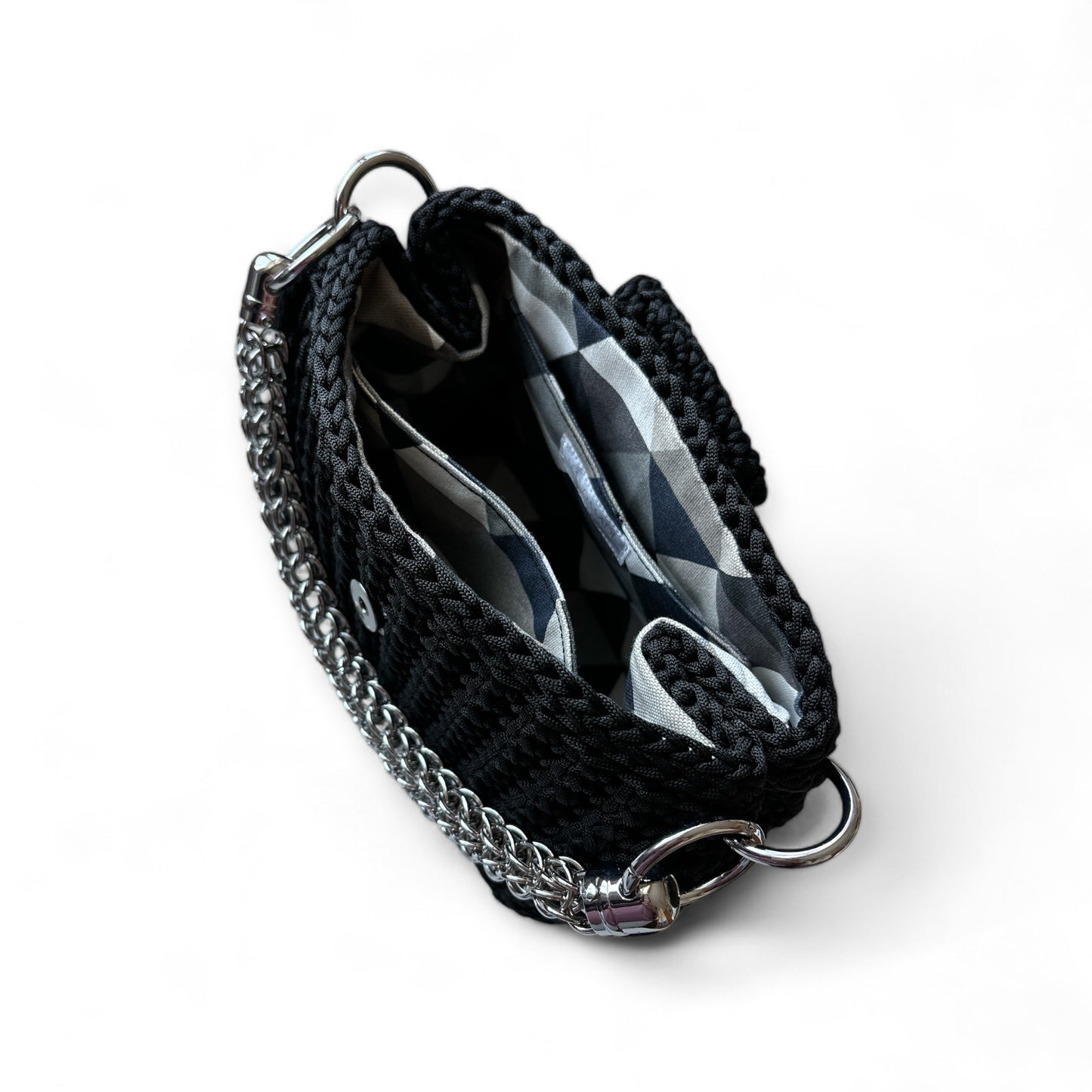 Glamorous clutch in black