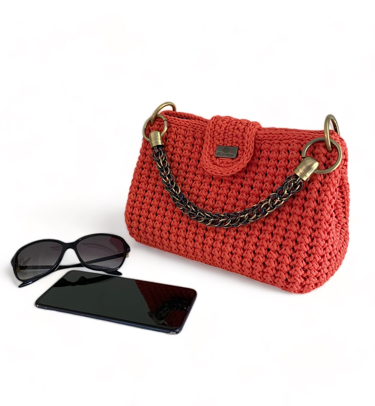 Top quality coral colour clutch