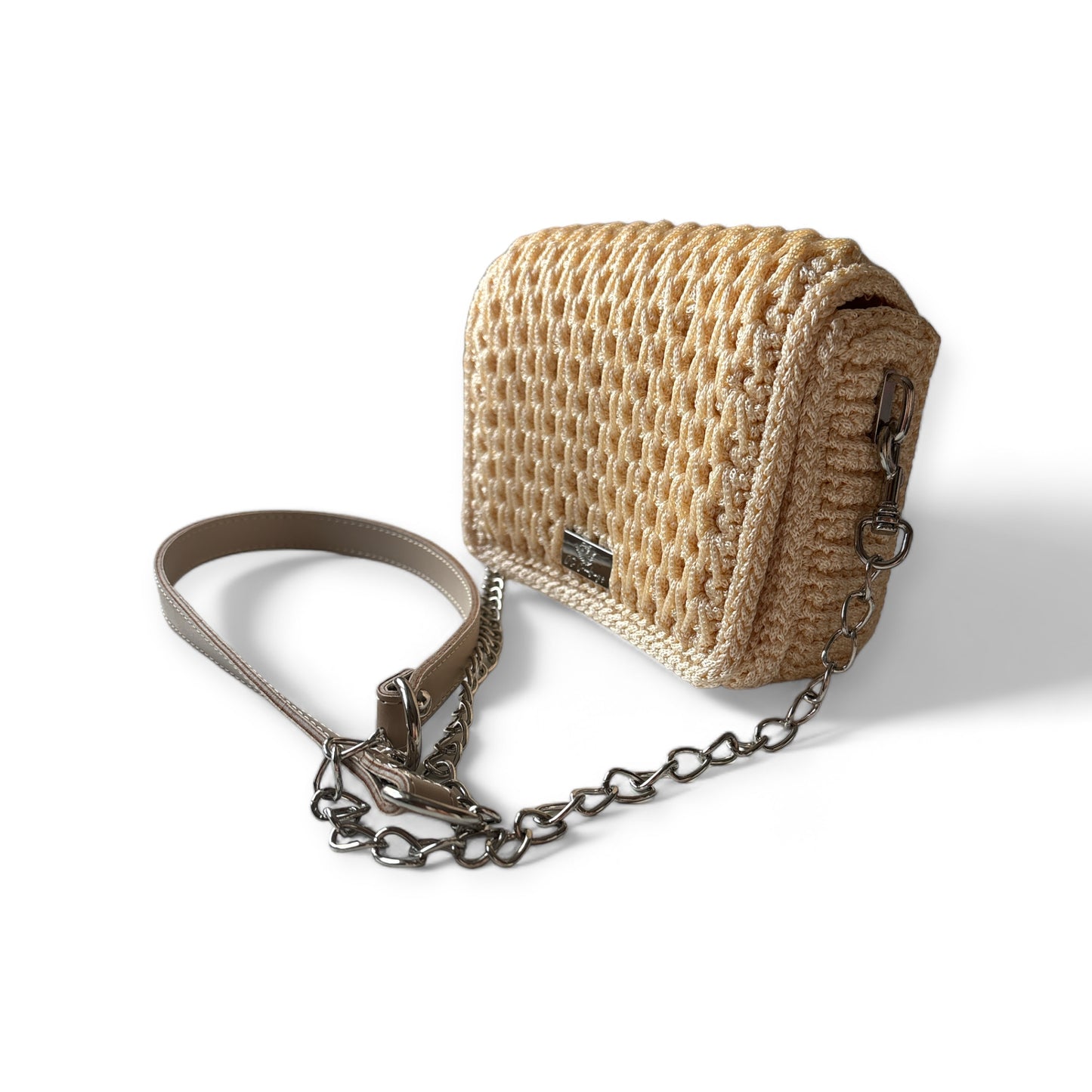 Mini - Chic handbag to spark your outfit