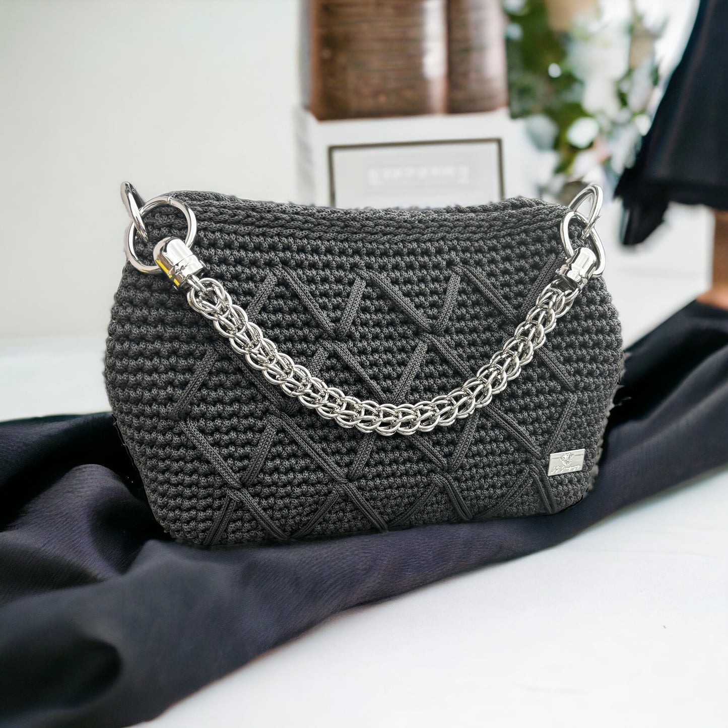 CLUTCH - your must have handbag