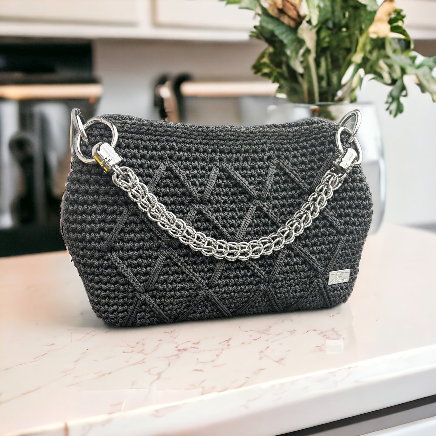 CLUTCH - your must have handbag