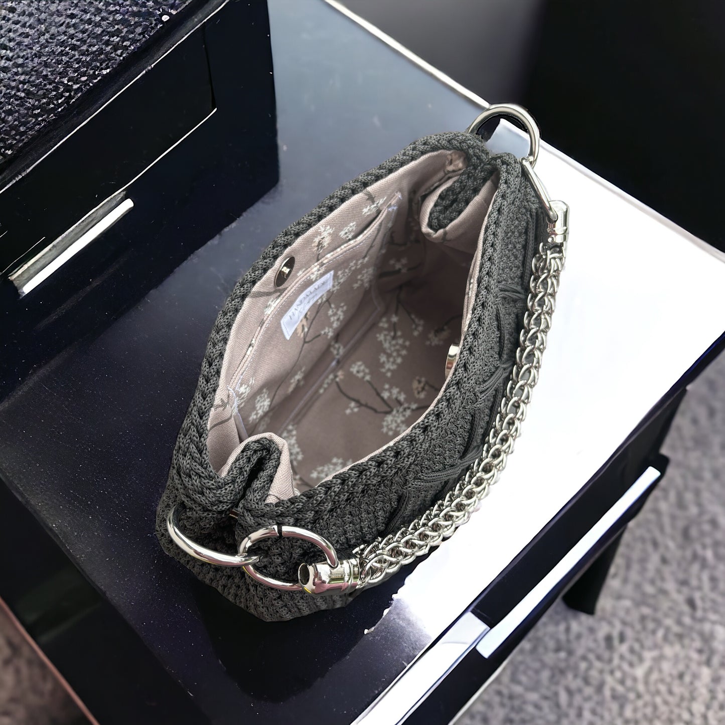 CLUTCH - your must have handbag