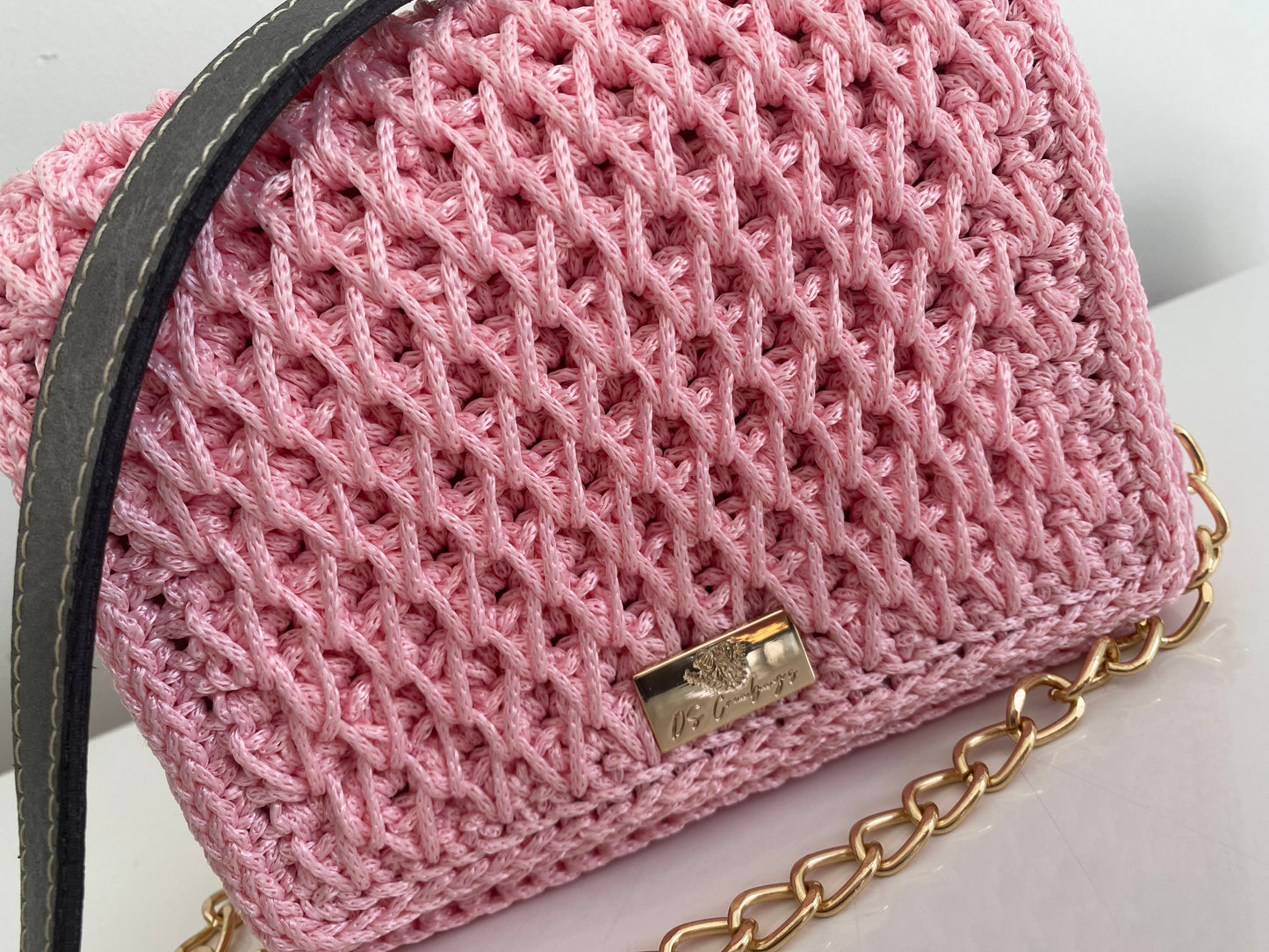 Charming pink colour mini handbag with long gold metal / ECO leather combination chain