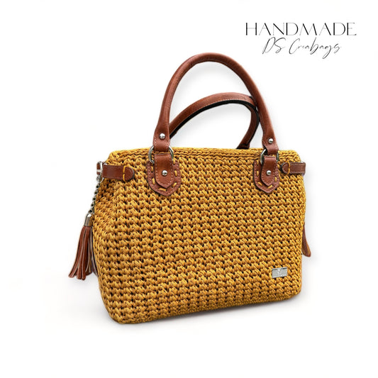 Trendy Tote with ECO leather accessories