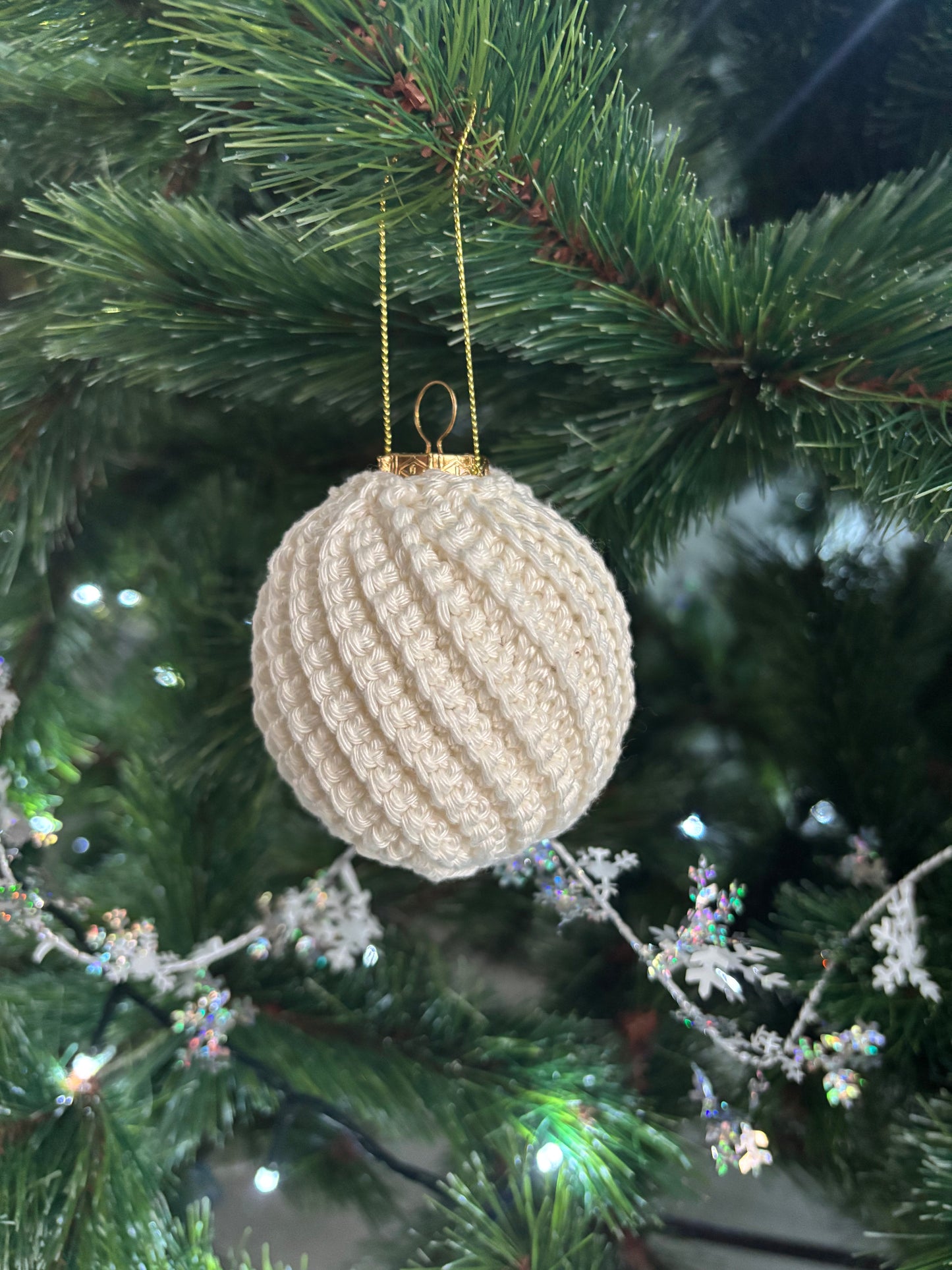 Handmade Crochet Christmas Bauble Ornament | 7 cm