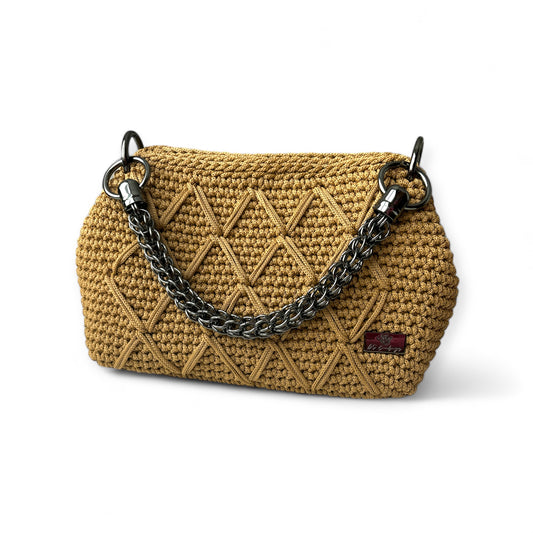 CLUTCH - your glamourous handbag